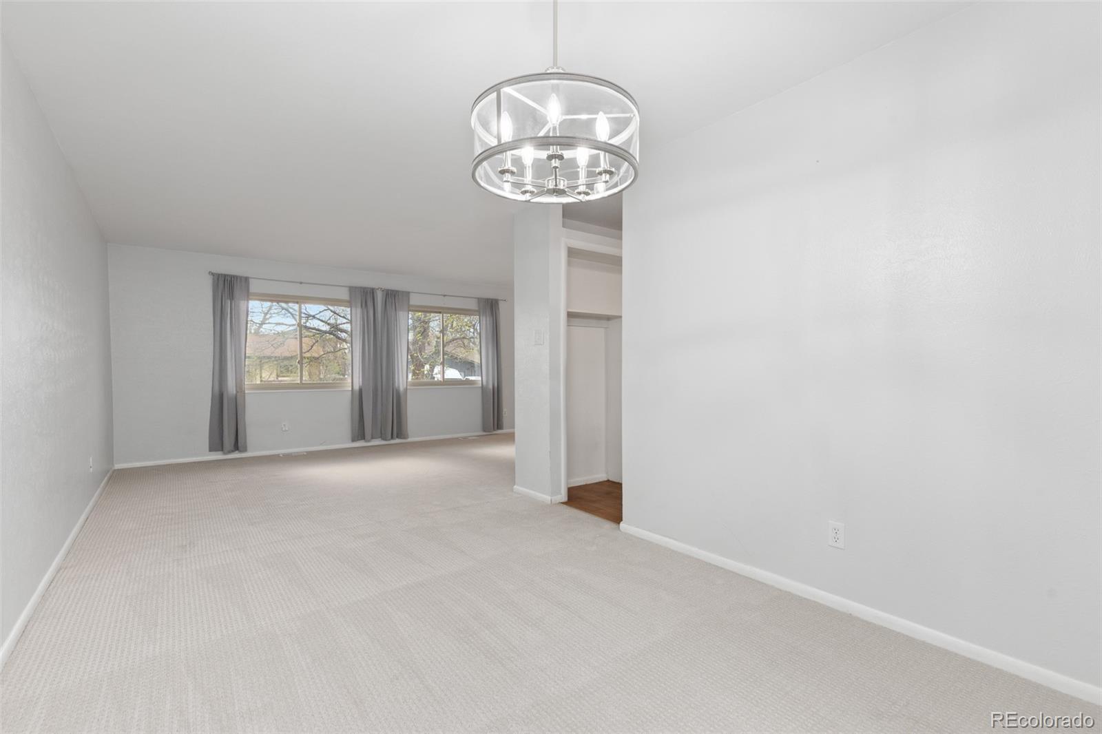 2664 S Richfield Street Aurora CO 80013