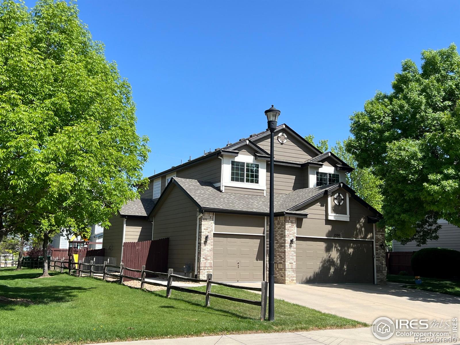 1574 Goshawk Drive Longmont CO 80504