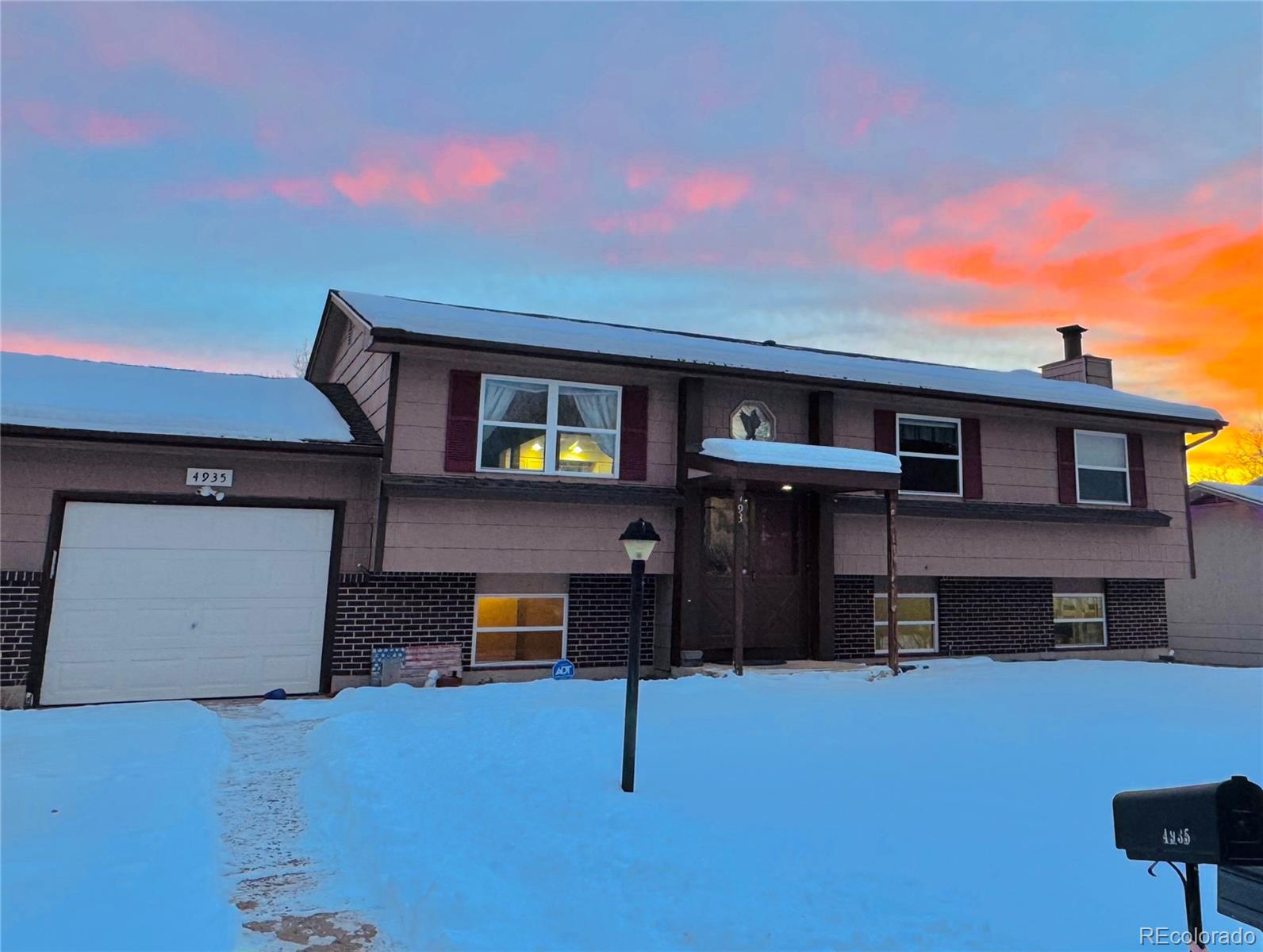 4935 Manzana Drive Colorado Springs CO 80911
