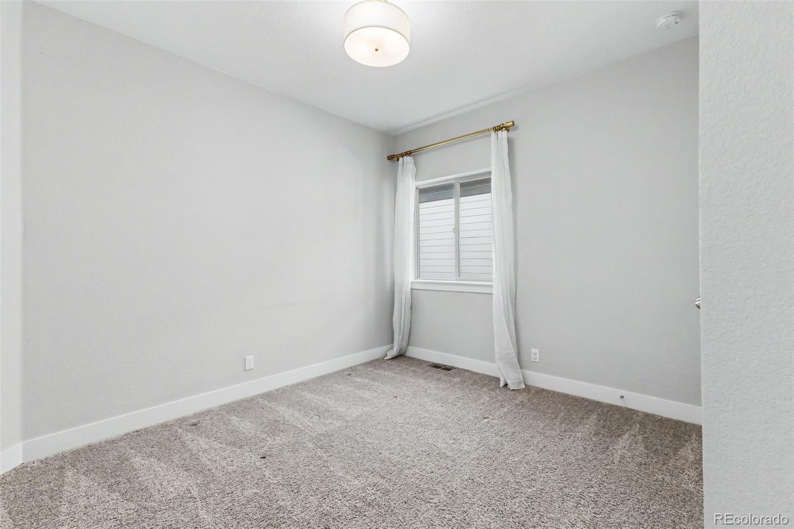 9982 E 60th Avenue Denver CO 80238