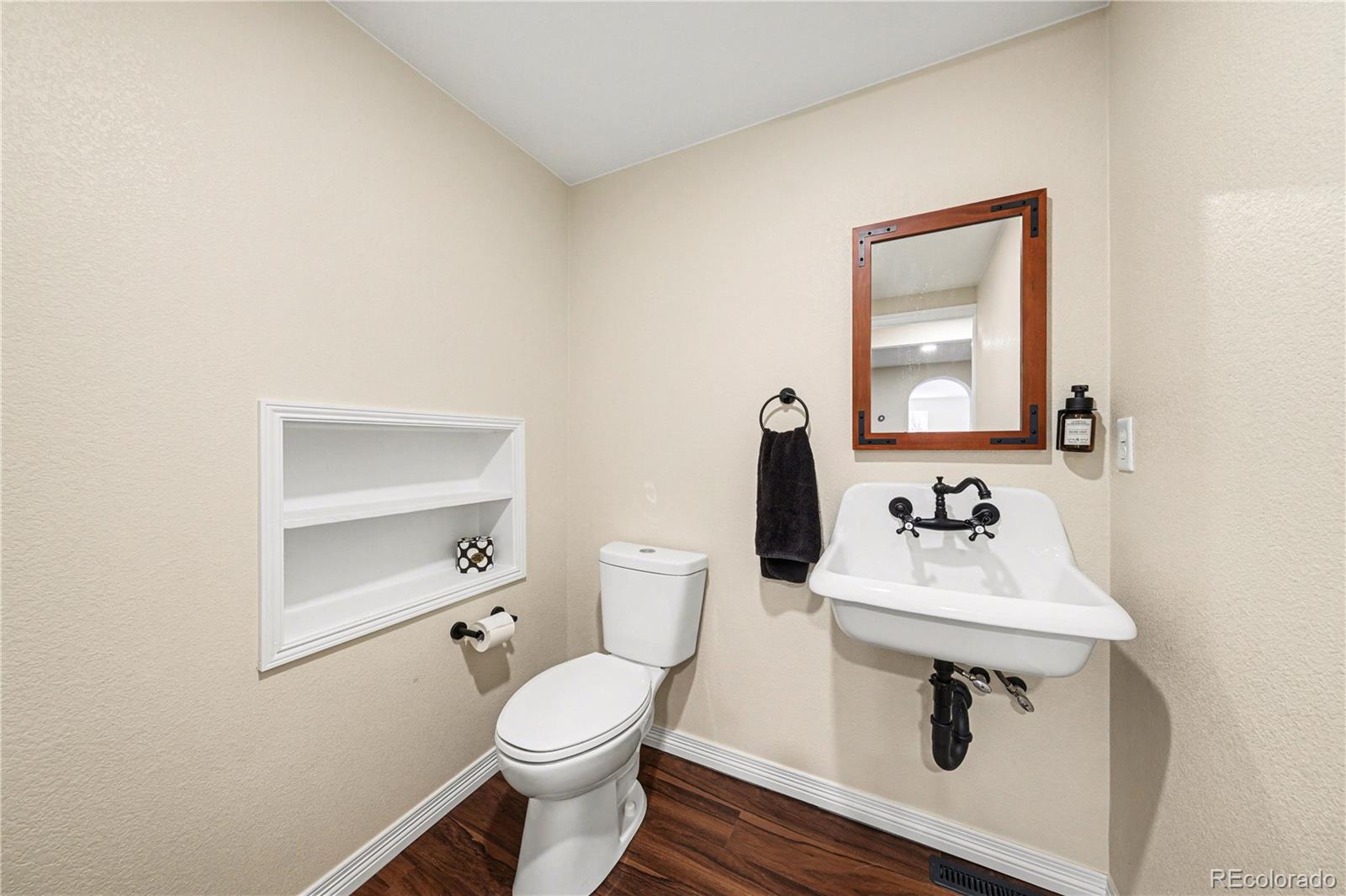 414 Holbrook Street Erie CO 80516