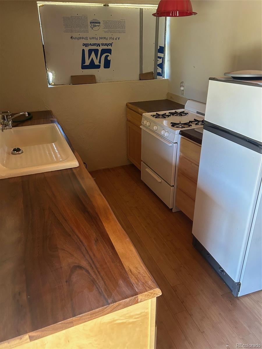 1380&1410 Oak Drive Westcliffe CO 81252