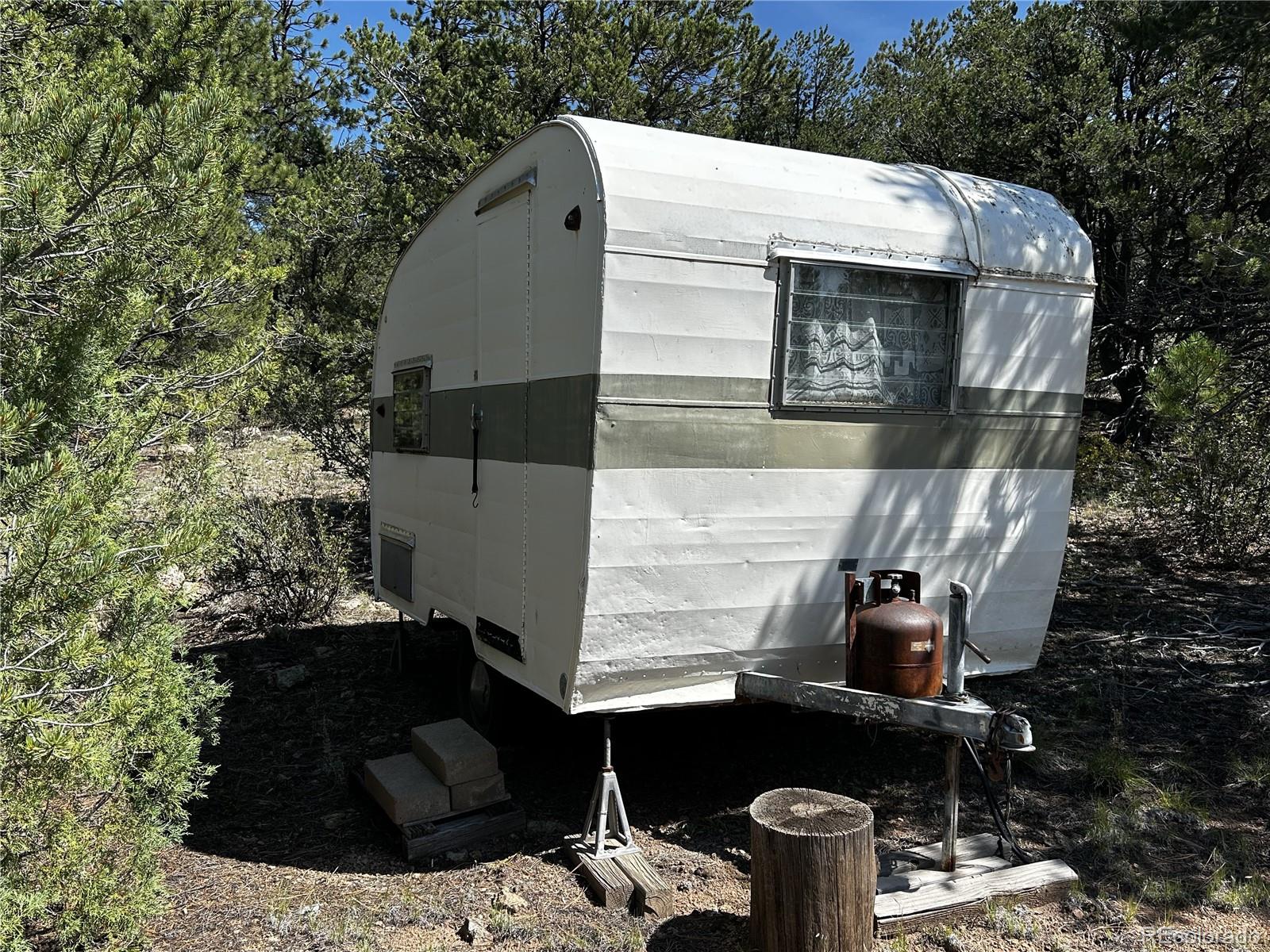 1380&1410 Oak Drive Westcliffe CO 81252