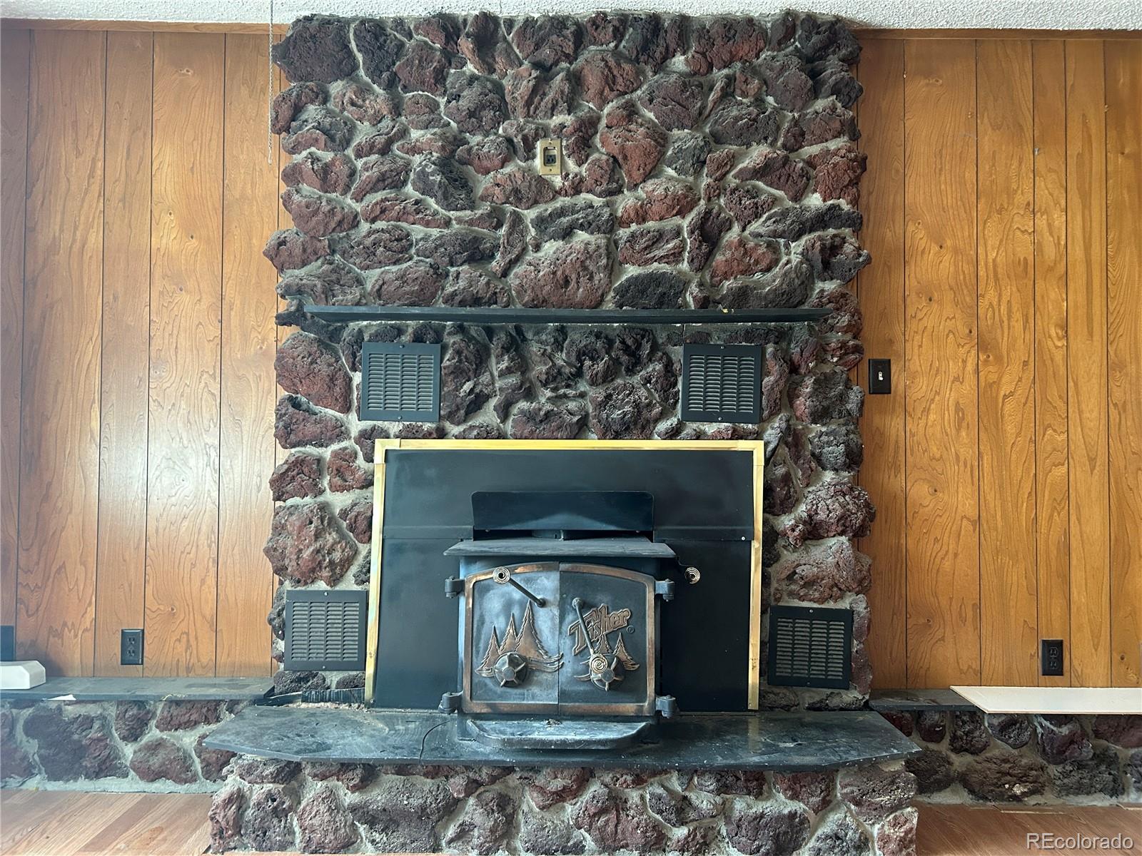 226 E 7th Street Walsenburg CO 81089