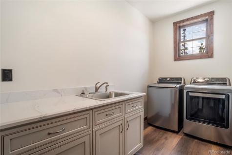 84 GCR 4035 Granby CO 80446