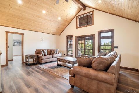 84 GCR 4035 Granby CO 80446