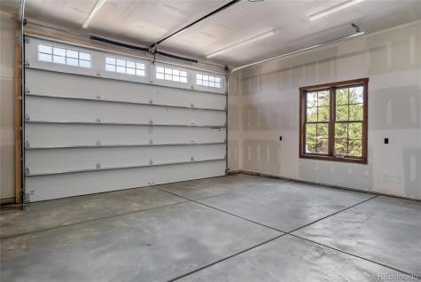 84 GCR 4035 Granby CO 80446