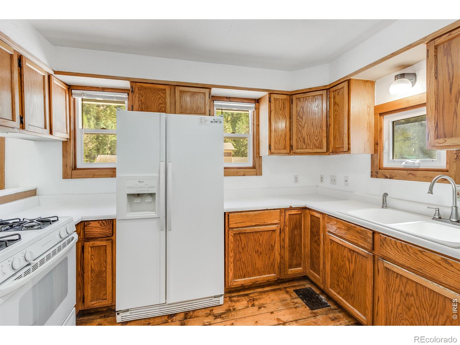 2389 Us Highway 34 Drake CO 80515
