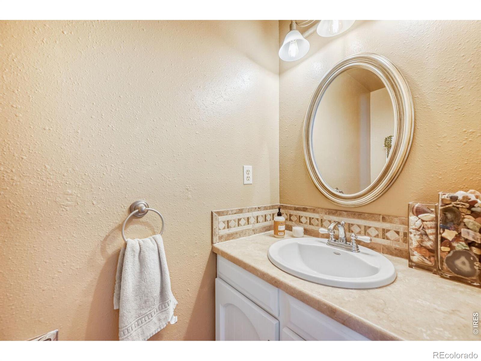 1617 Ithaca Court Longmont CO 80503