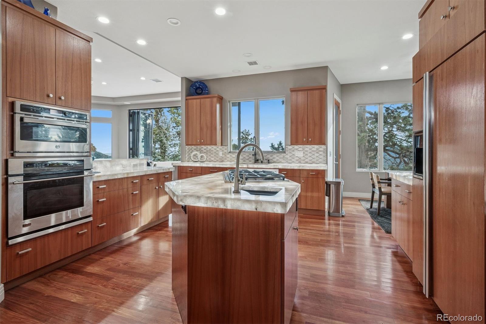 23534 Waynes Way Golden CO 80401