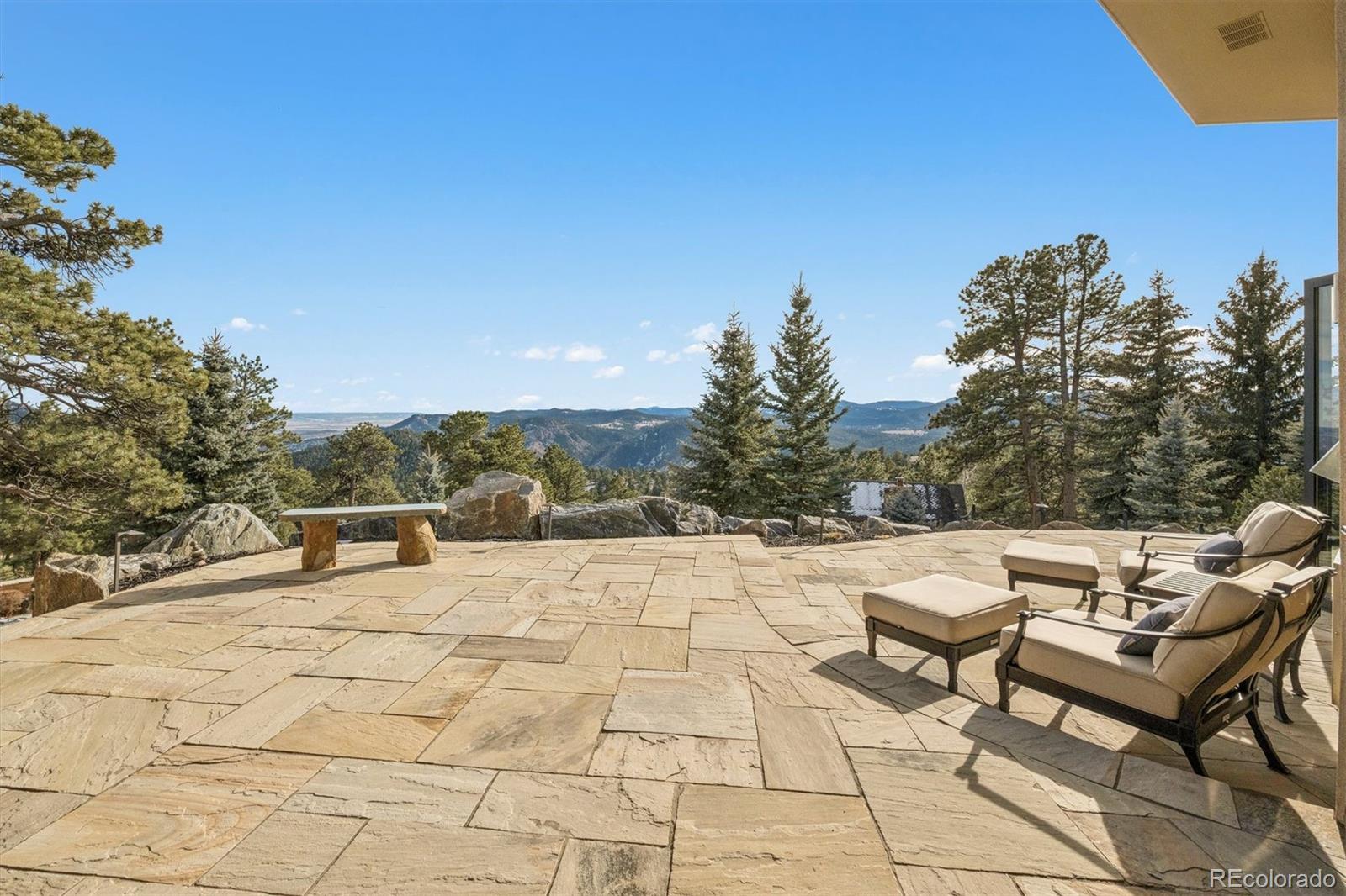 23534 Waynes Way Golden CO 80401
