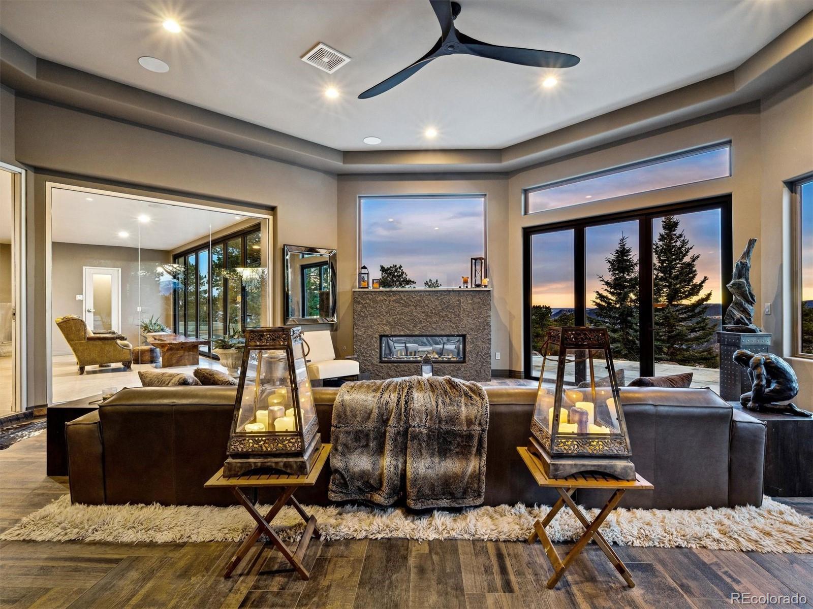 23534 Waynes Way Golden CO 80401