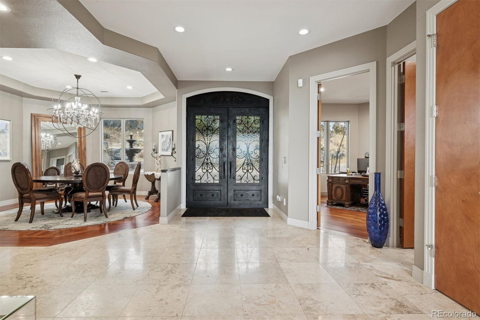 23534 Waynes Way Golden CO 80401
