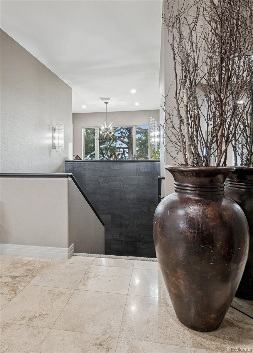 23534 Waynes Way Golden CO 80401