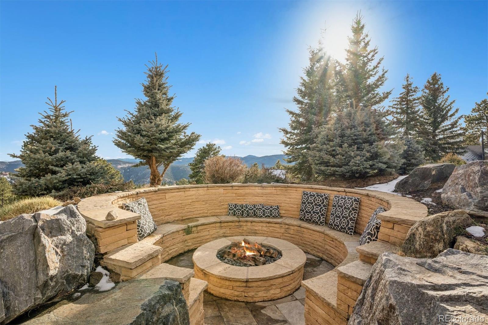 23534 Waynes Way Golden CO 80401