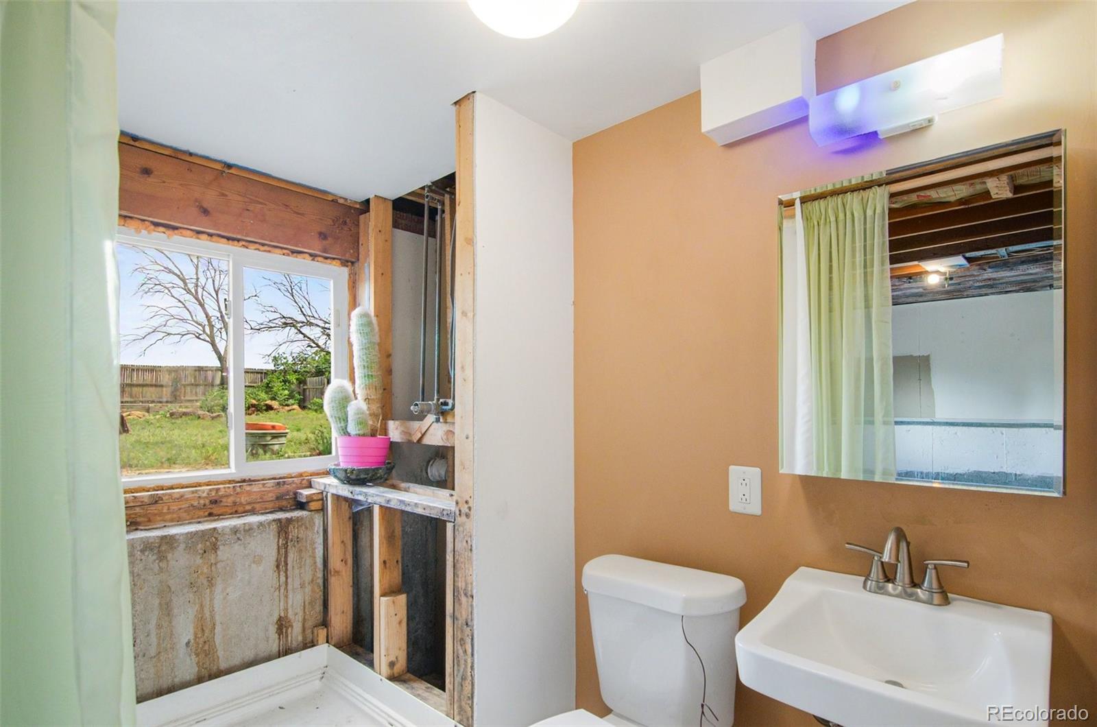 1166 Ouray Street Aurora CO 80011