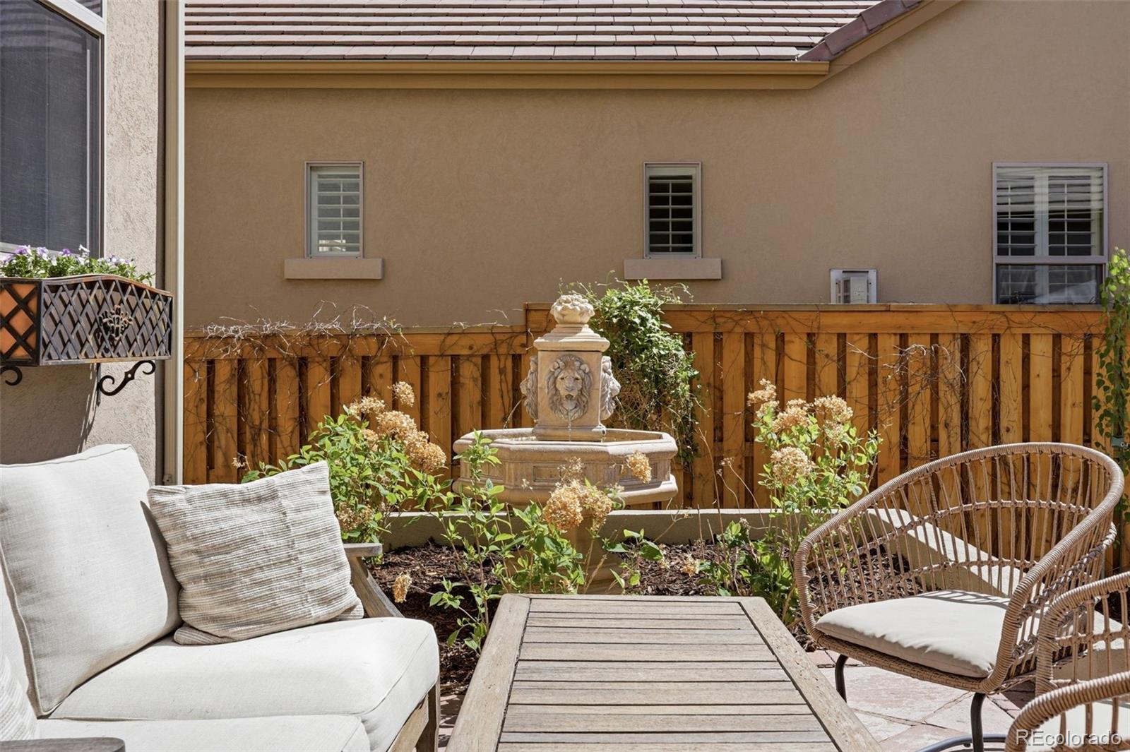 10221 Bluffmont Drive Lone Tree CO 80124