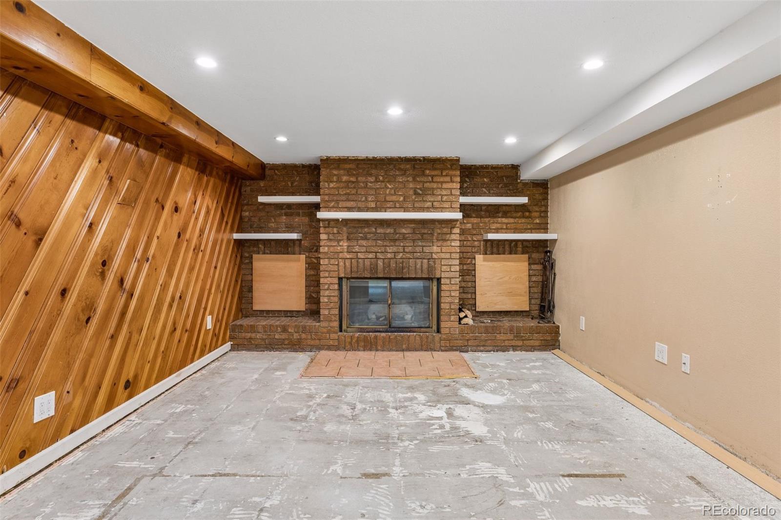 1674 S Lowell Boulevard Denver CO 80219