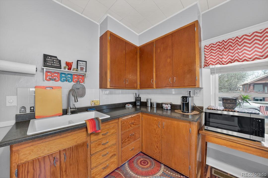 607 8th Street Fowler CO 81039