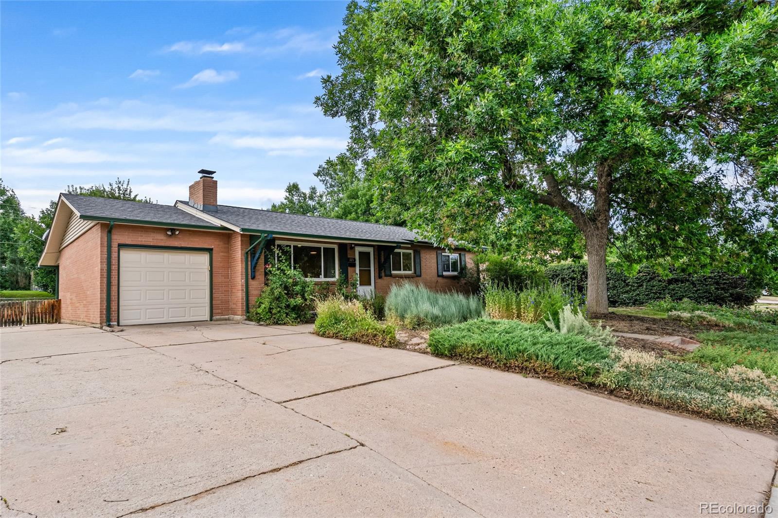 571 S Taft Street Lakewood CO 80228