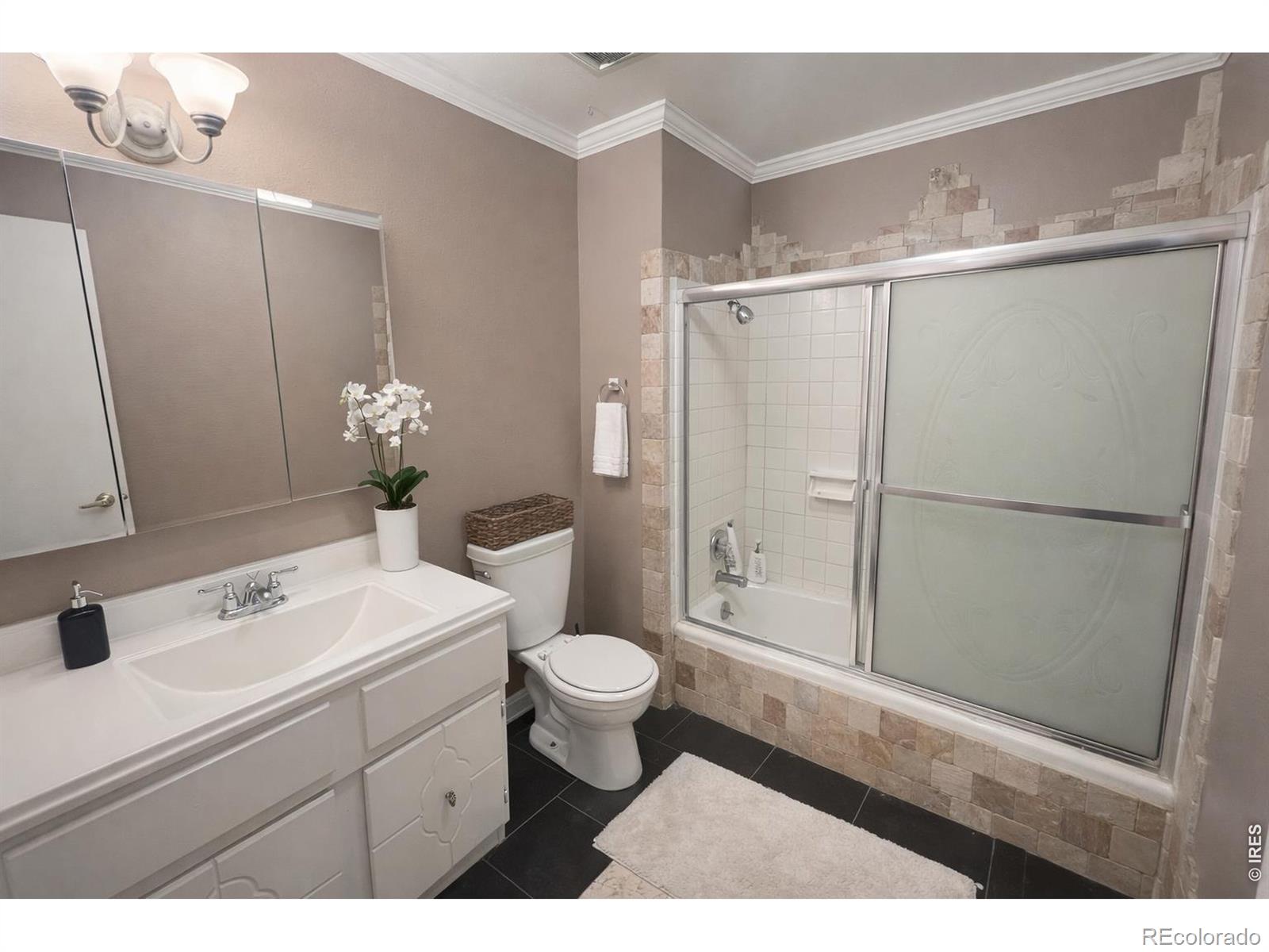 5588 Pioneer Road Boulder CO 80301