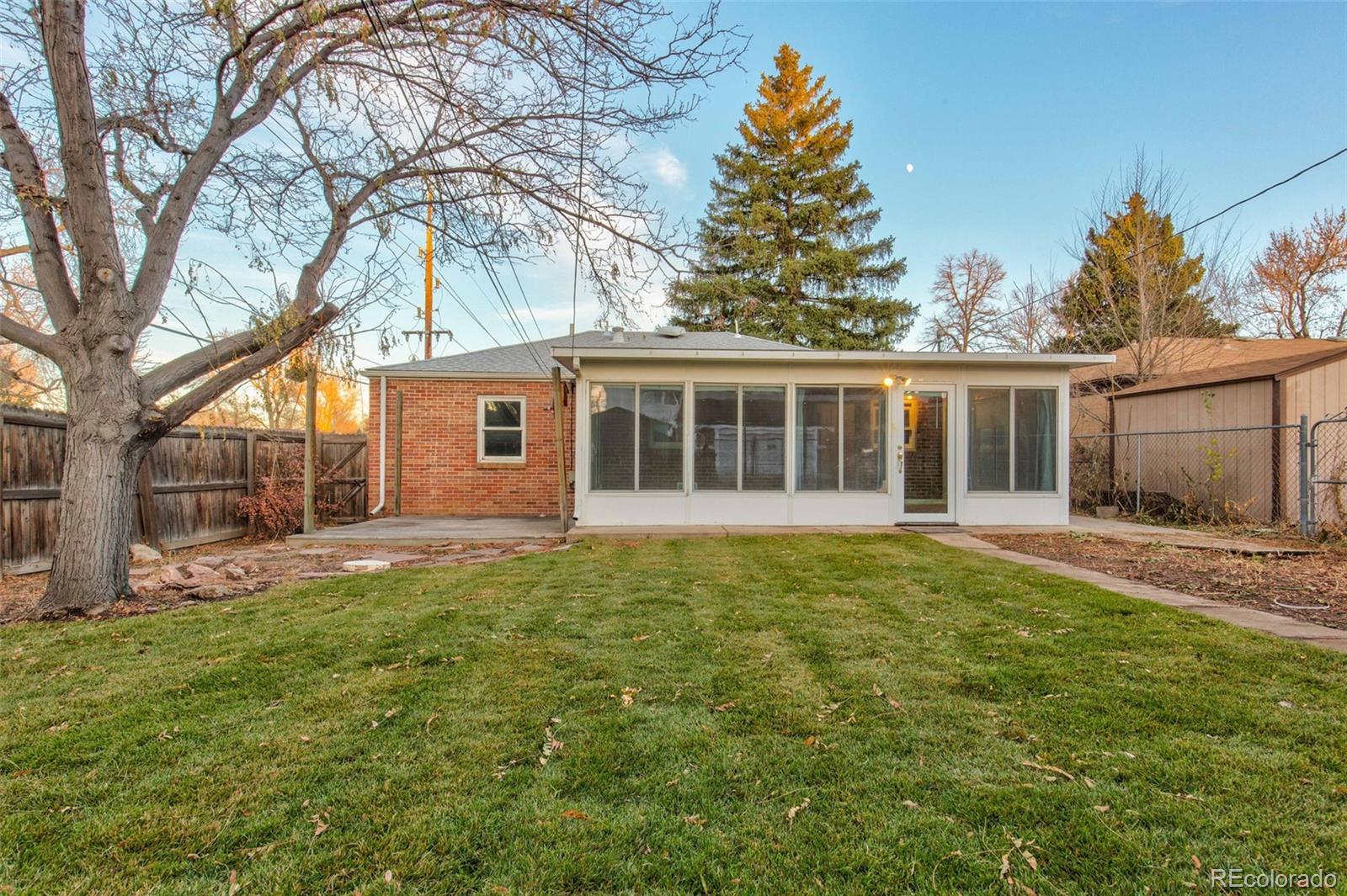 1375 Roslyn Street Denver CO 80220