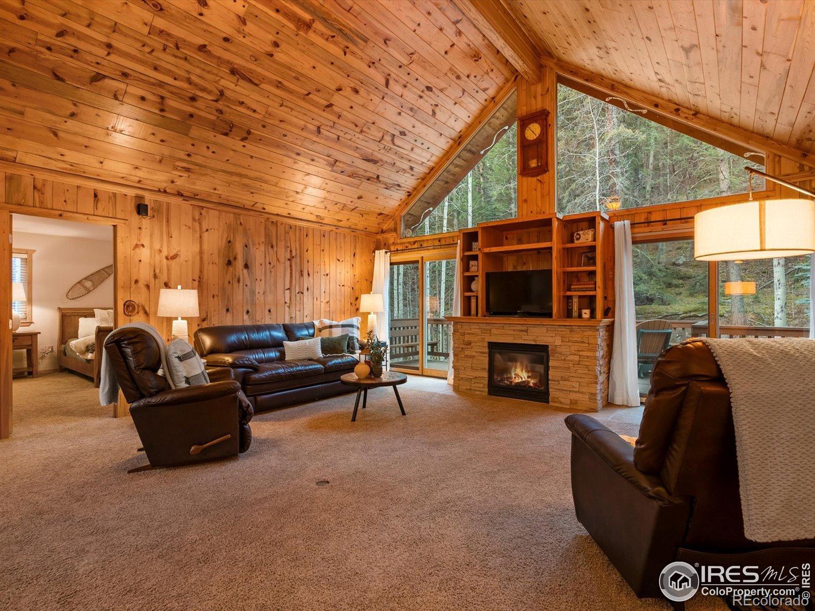 1035 Streamside Drive Glen Haven CO 80532