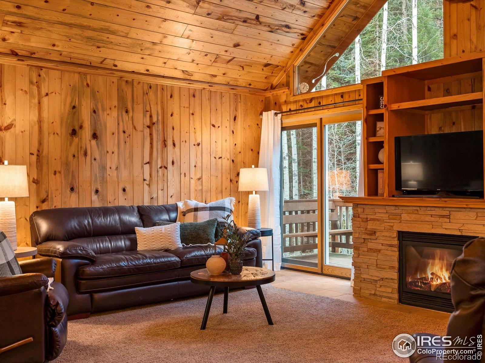 1035 Streamside Drive Glen Haven CO 80532