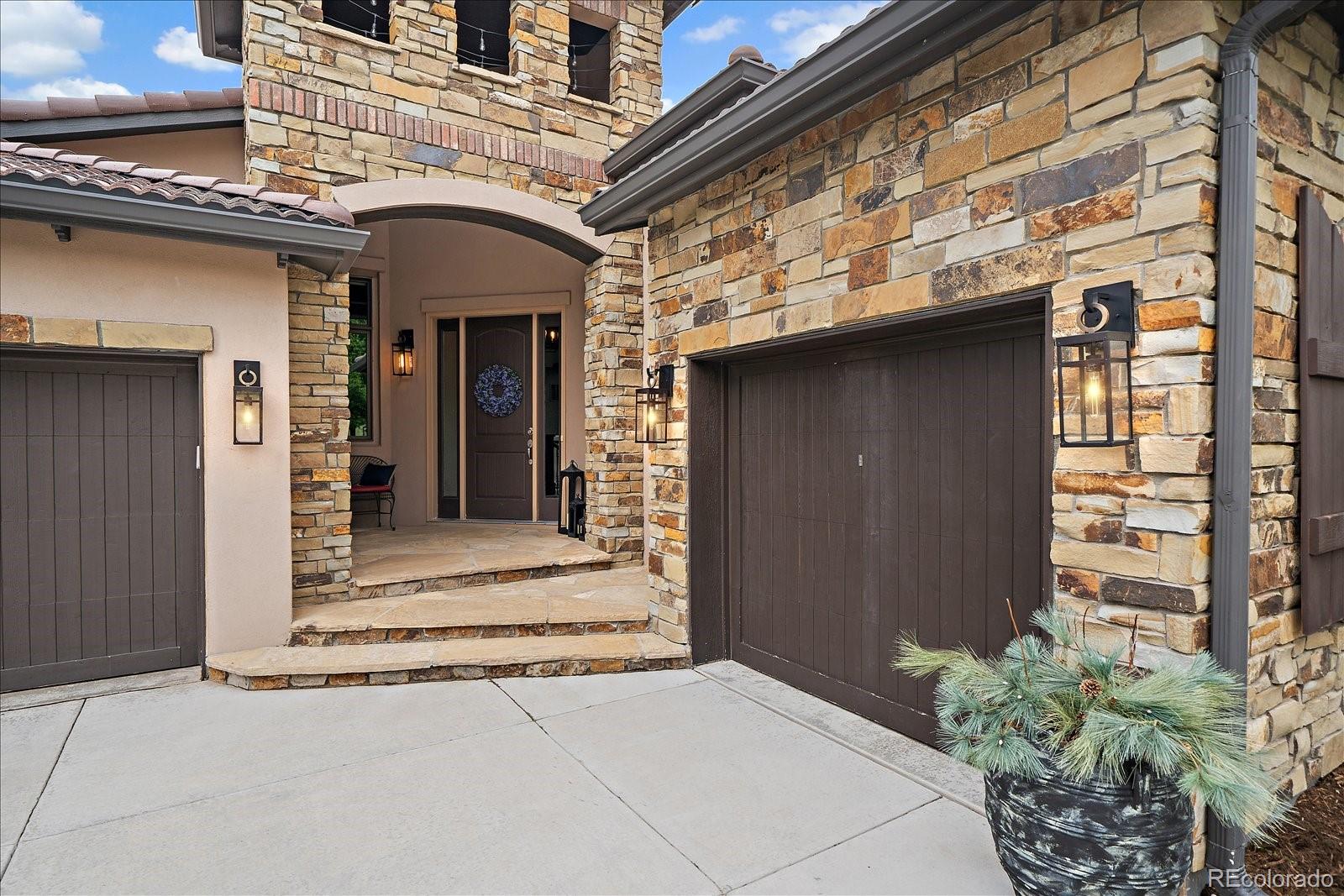 8000 Raphael Lane Littleton CO 80125