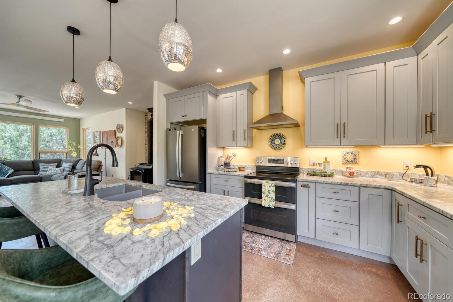 2215 Sunnyvale Crestone CO 81131