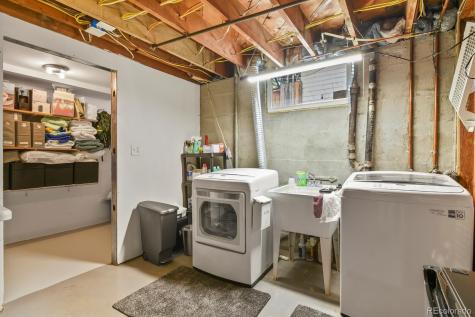 912 N Corona Street Colorado Springs CO 80903