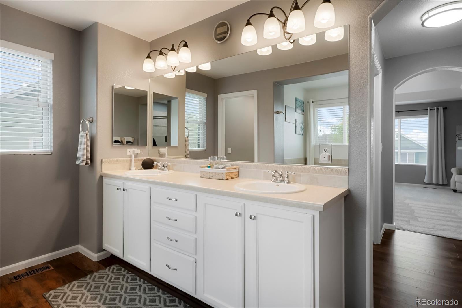 10293 Salida Street Commerce City CO 80022