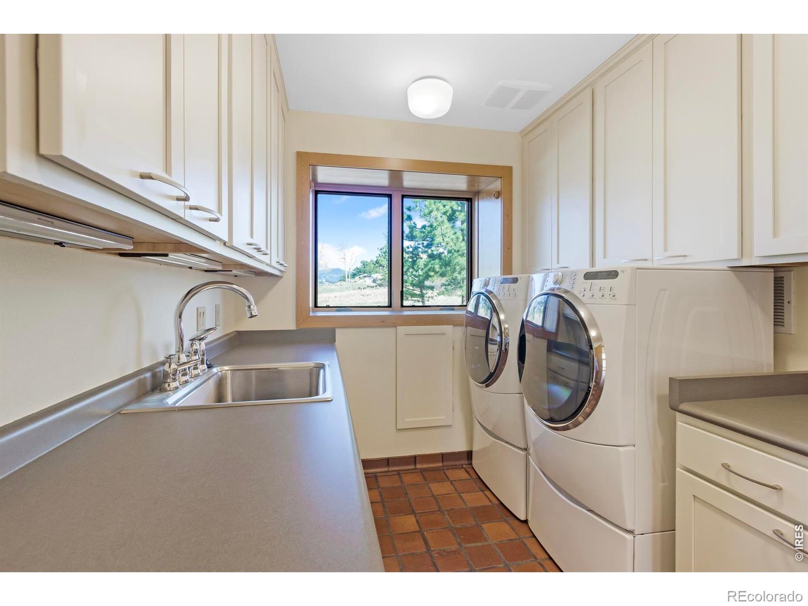 125 Saddleback Lane Estes Park CO 80517