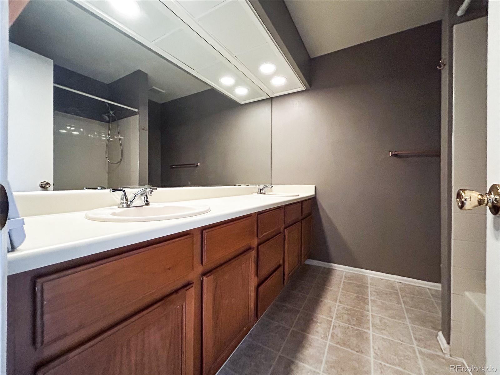 7687 Elmwood Street Littleton CO 80125