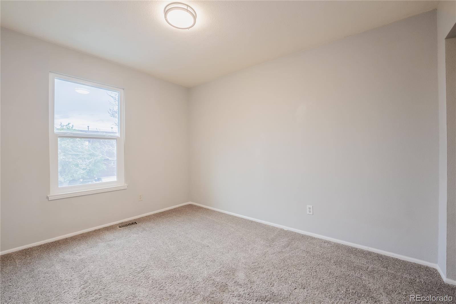 7687 Elmwood Street Littleton CO 80125