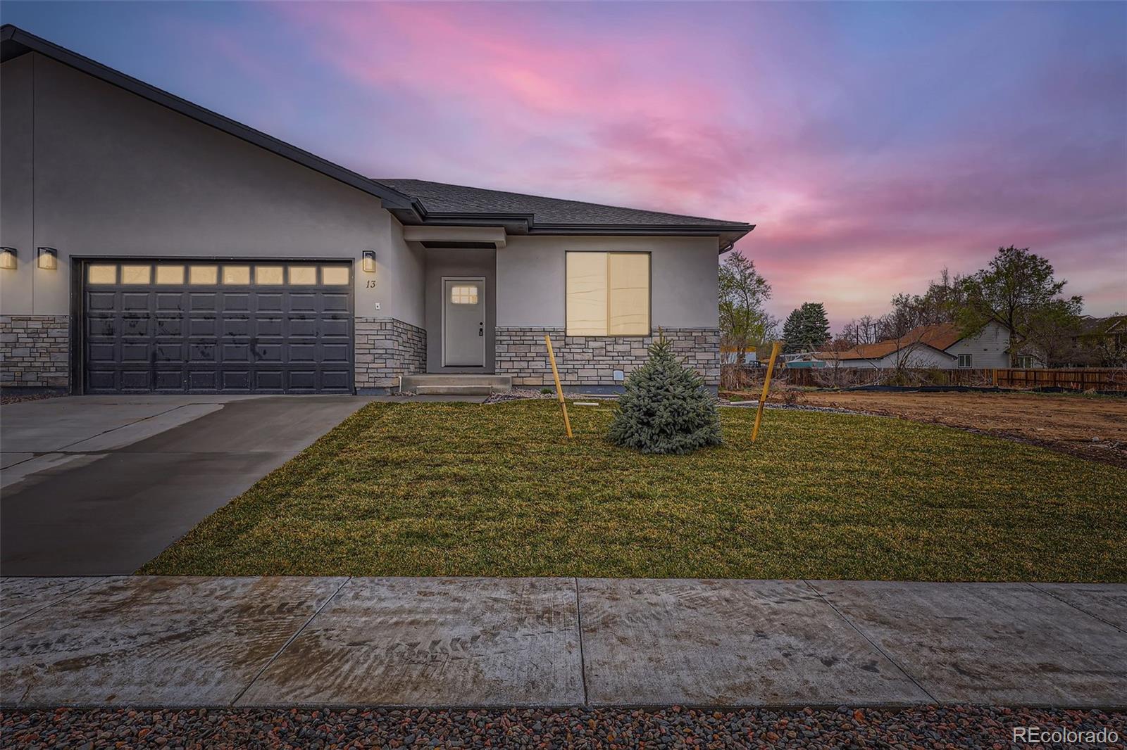 21 S Gray Street Lakewood CO 80226