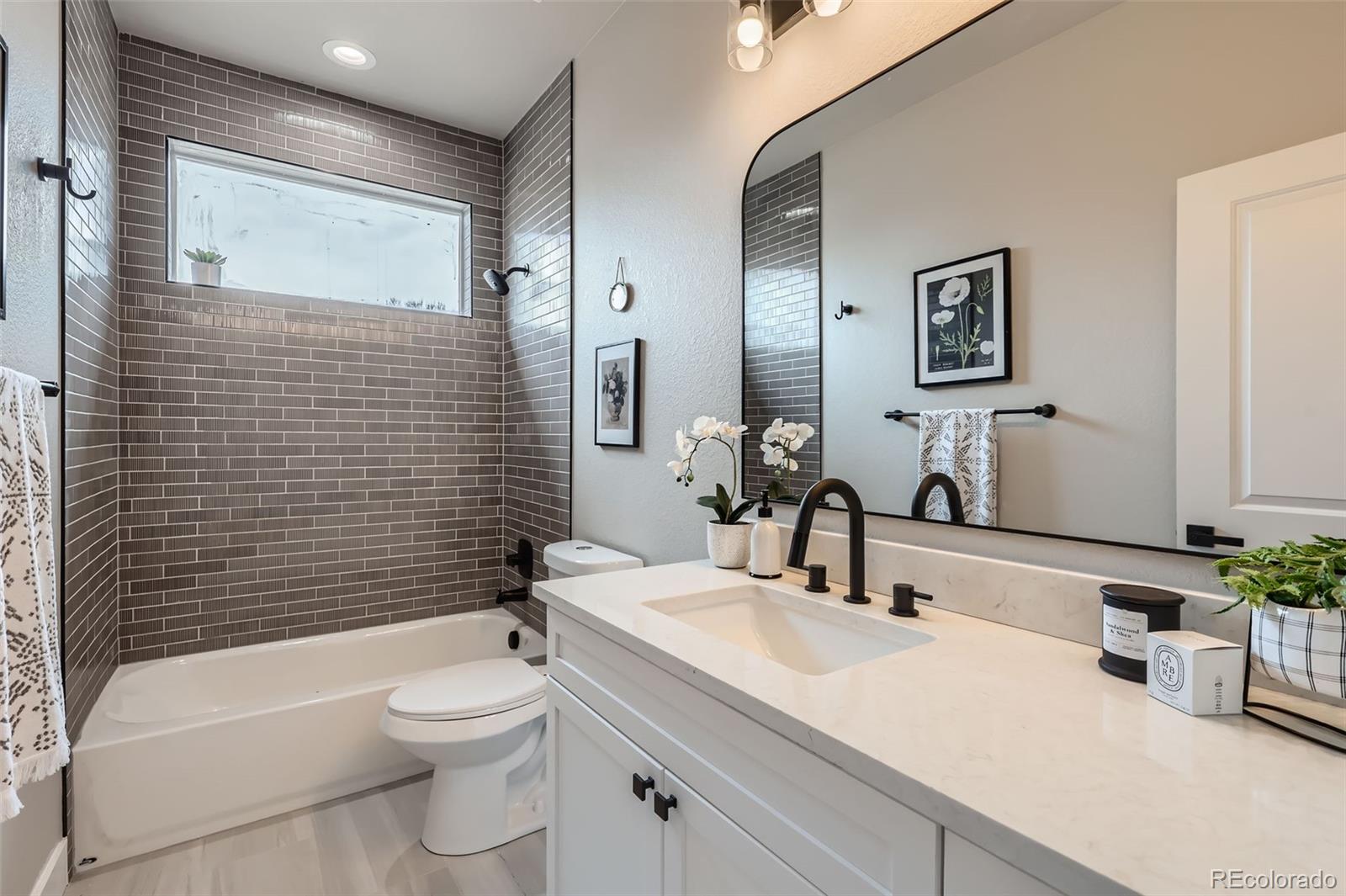 21 S Gray Street Lakewood CO 80226