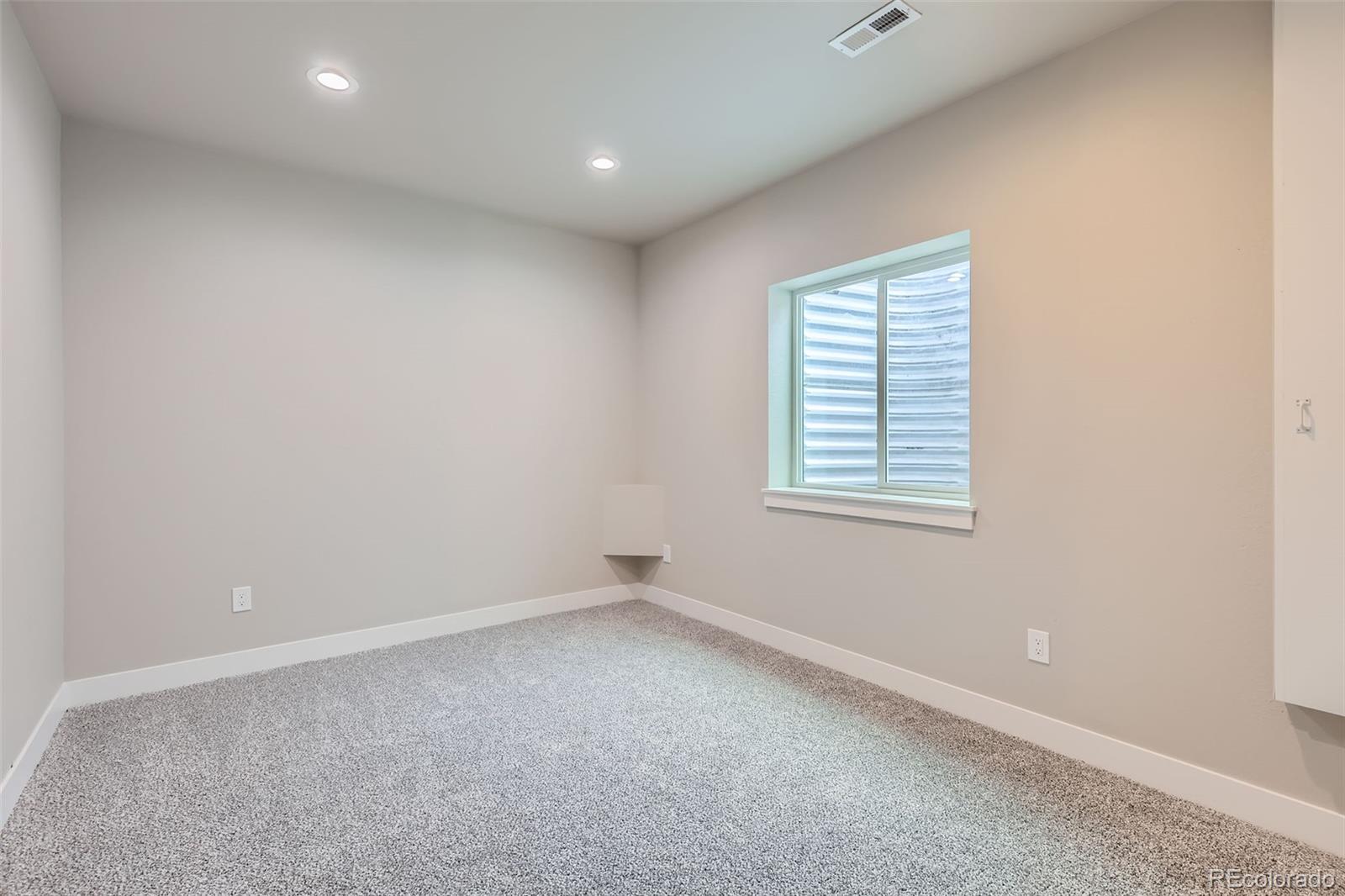21 S Gray Street Lakewood CO 80226