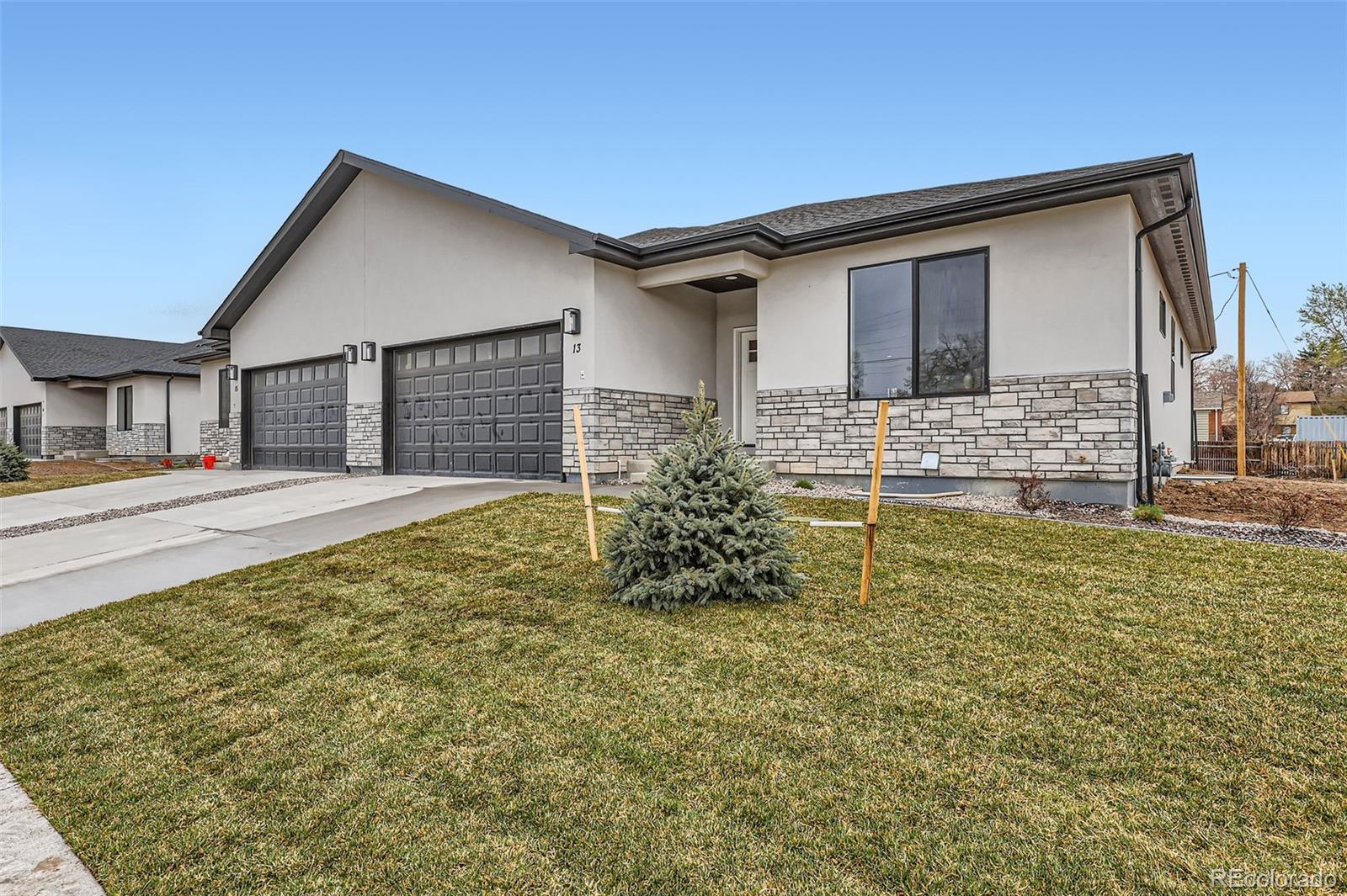 21 S Gray Street Lakewood CO 80226