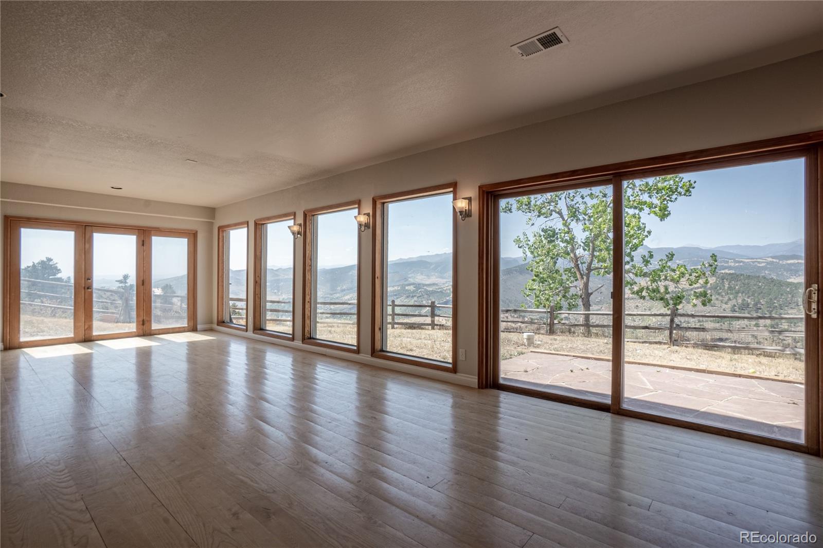 952 Steamboat Valley Road Lyons CO 80540