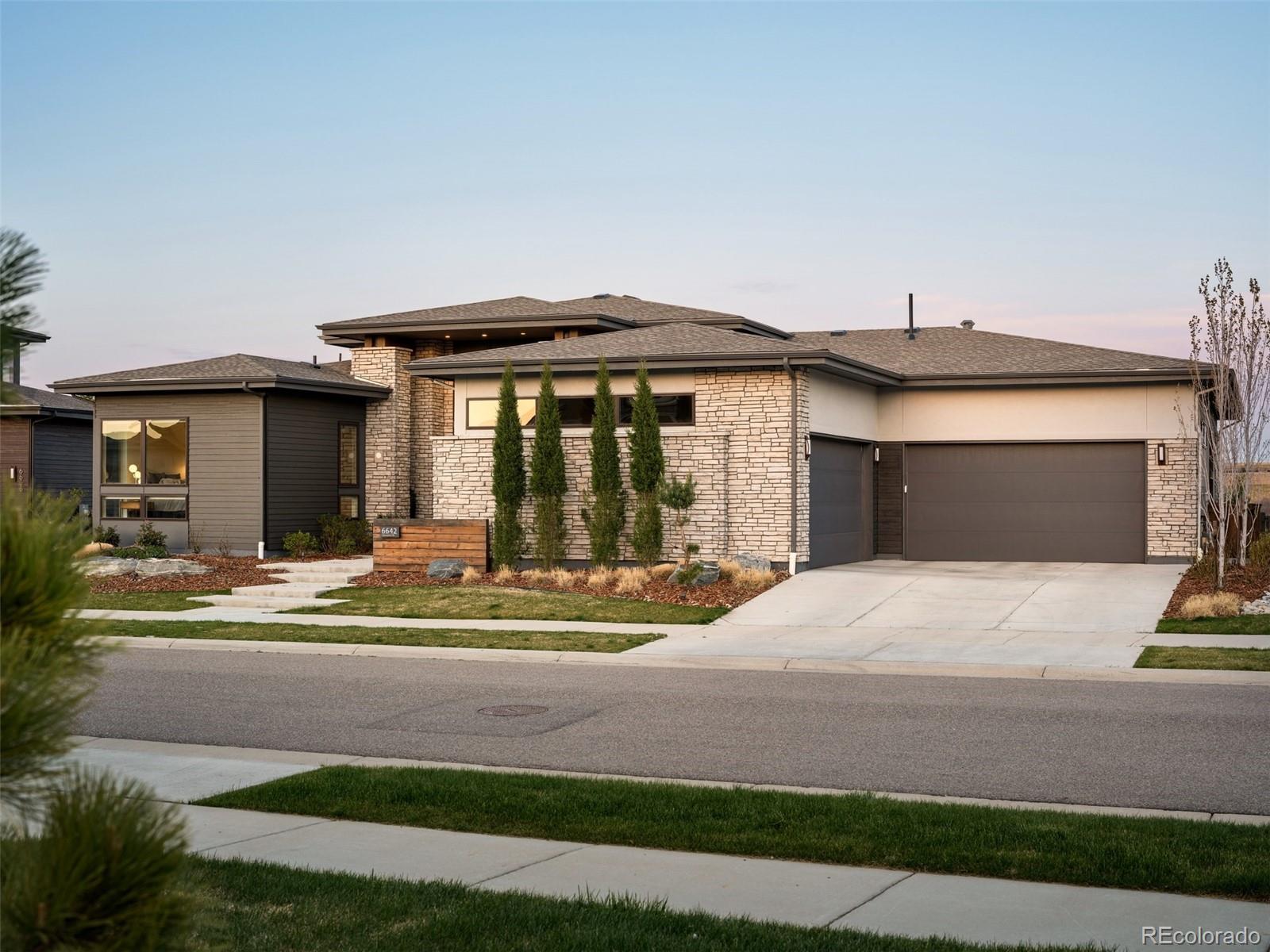 6642 Canyonpoint Road Castle Pines CO 80108