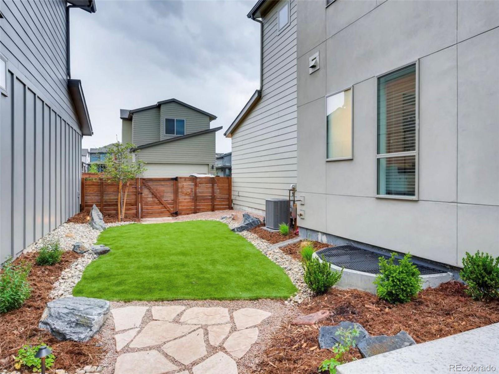9761 Taylor River Circle Littleton CO 80125