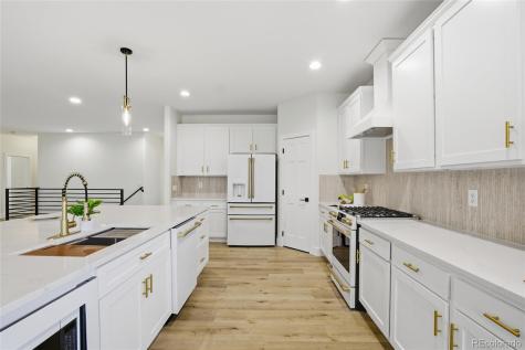 23464 E Heritage Parkway Aurora CO 80016