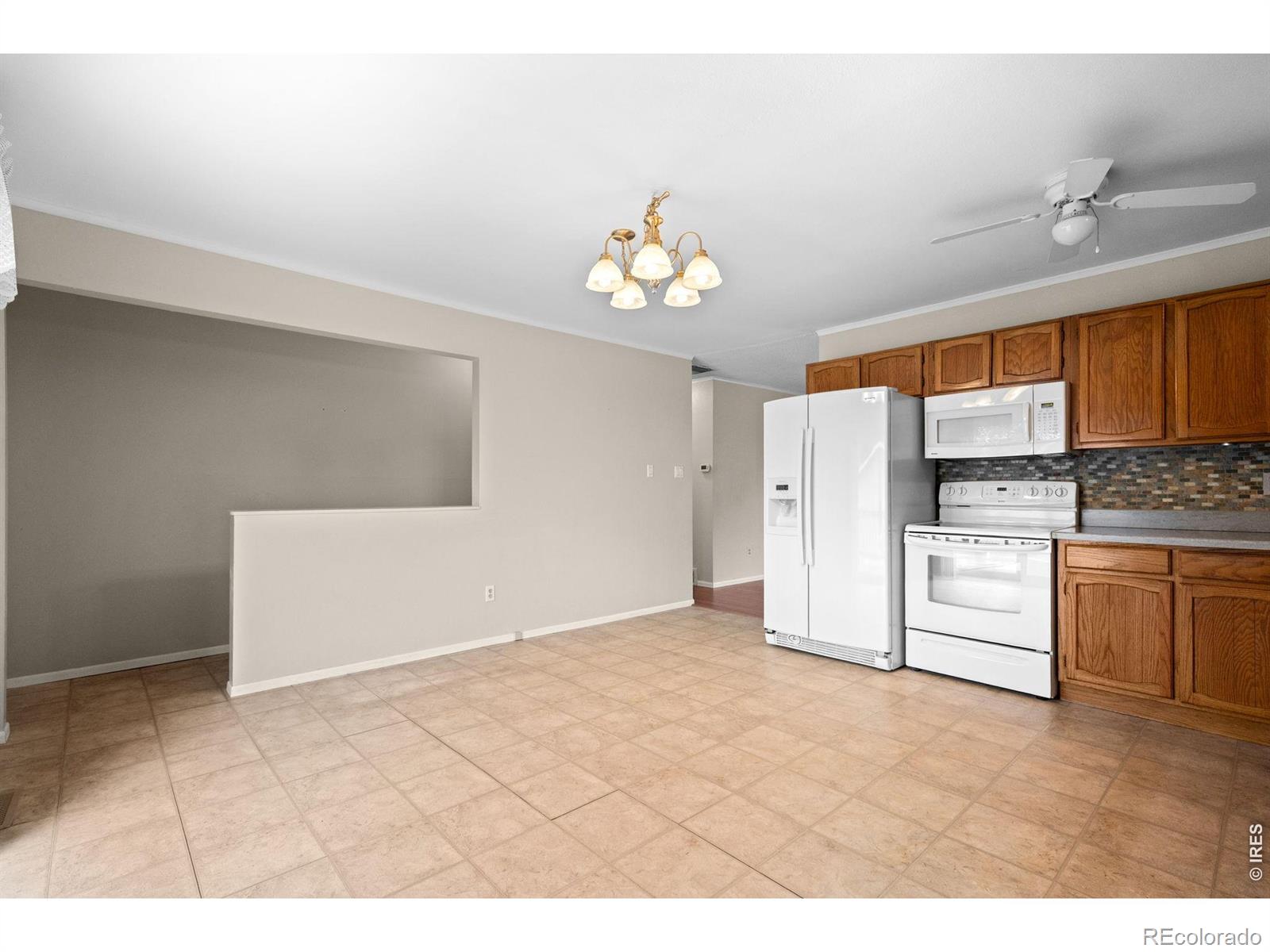 5634 W 63rd Avenue Arvada CO 80003