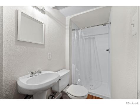 5634 W 63rd Avenue Arvada CO 80003