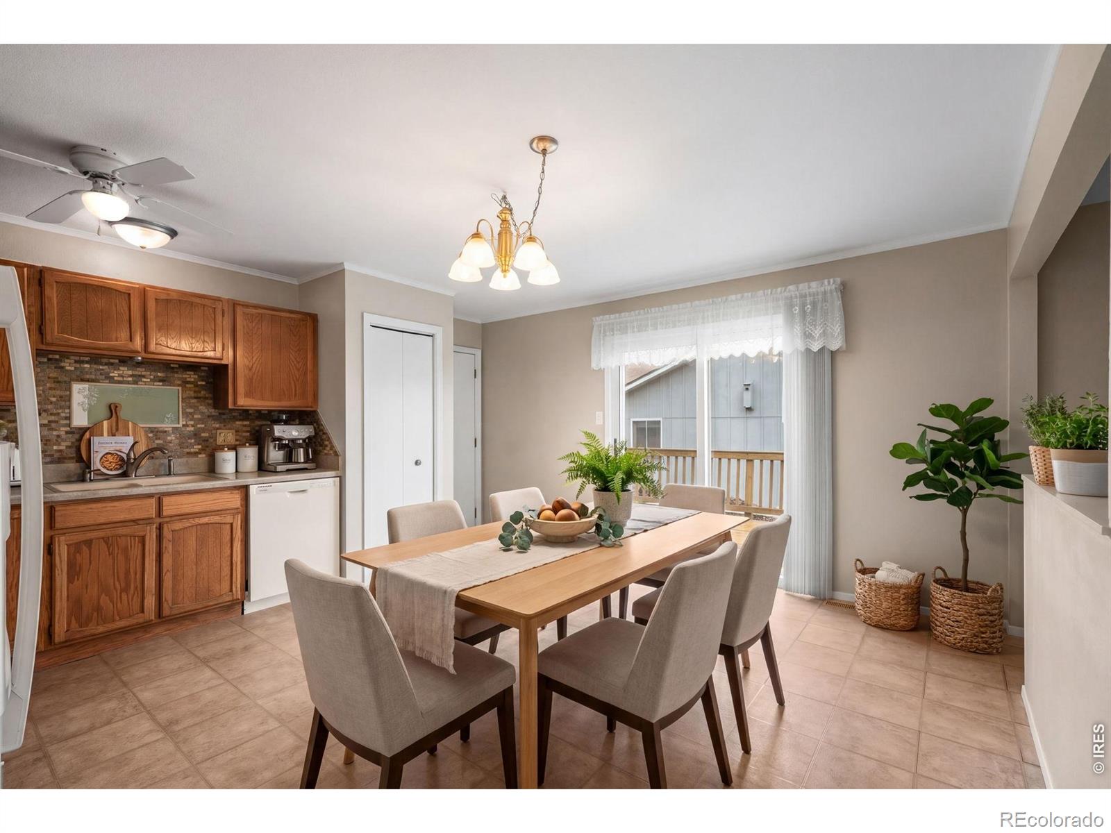 5634 W 63rd Avenue Arvada CO 80003