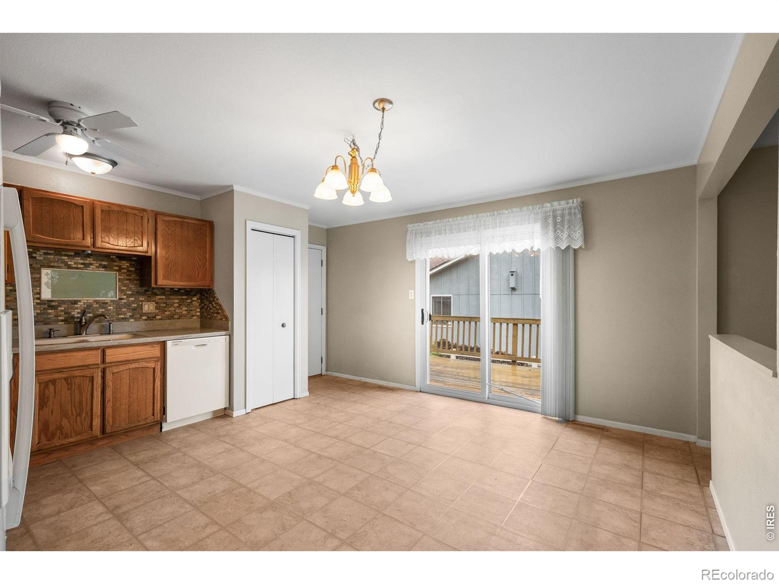 5634 W 63rd Avenue Arvada CO 80003