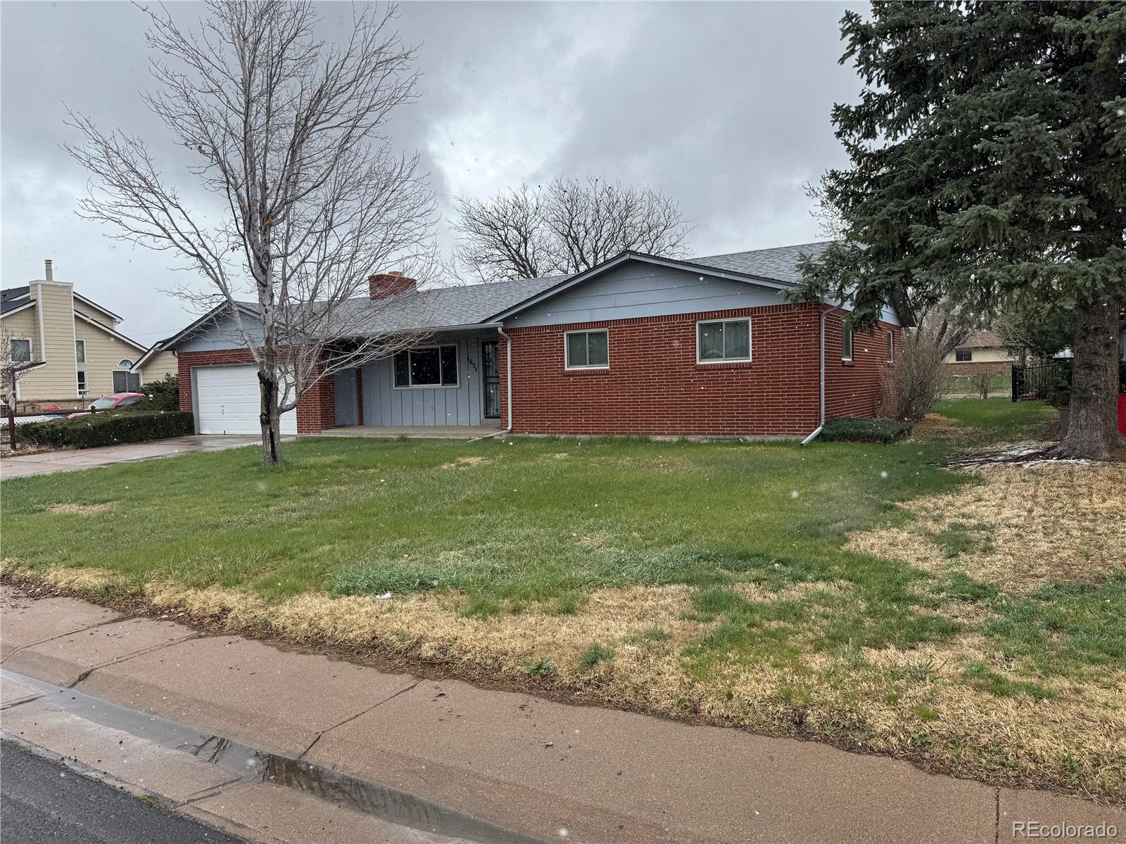 1654 Longbranch Street Strasburg CO 80136
