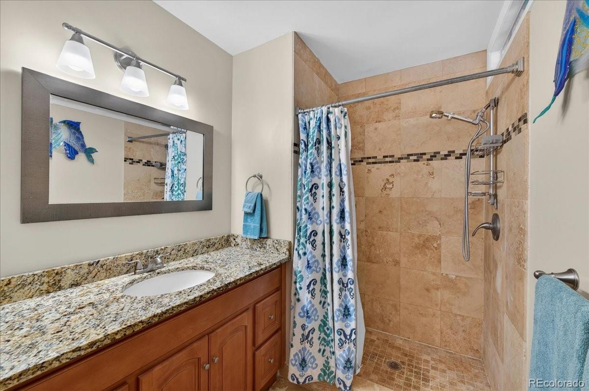8122 W 17th Avenue Lakewood CO 80214