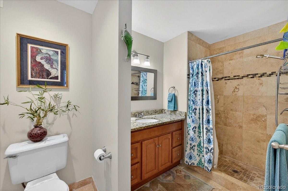 8122 W 17th Avenue Lakewood CO 80214